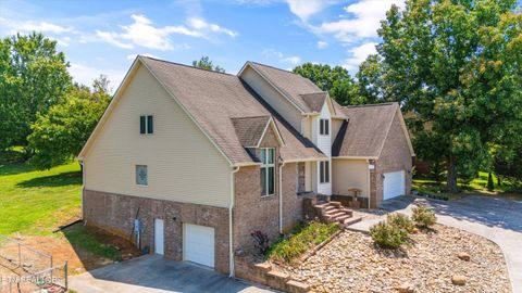 219 Sullivan Dandridge TN 37725