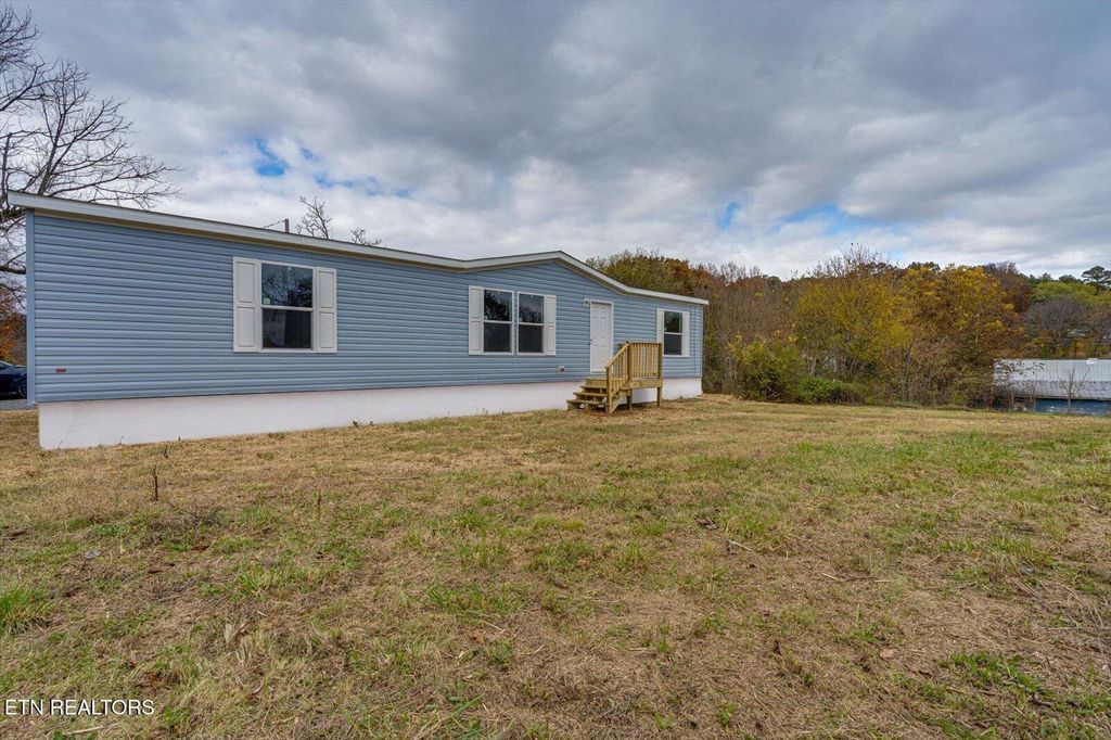 Photo of 119 County Road 890, Etowah, TN 37331 (MLS # 1322419)