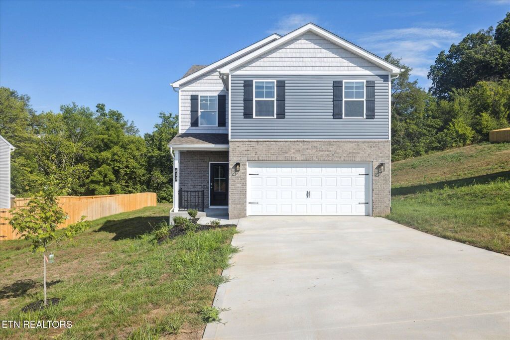 Photo of 813 Joseph Francis Way, Clinton, TN 37716 (MLS # 1295373)