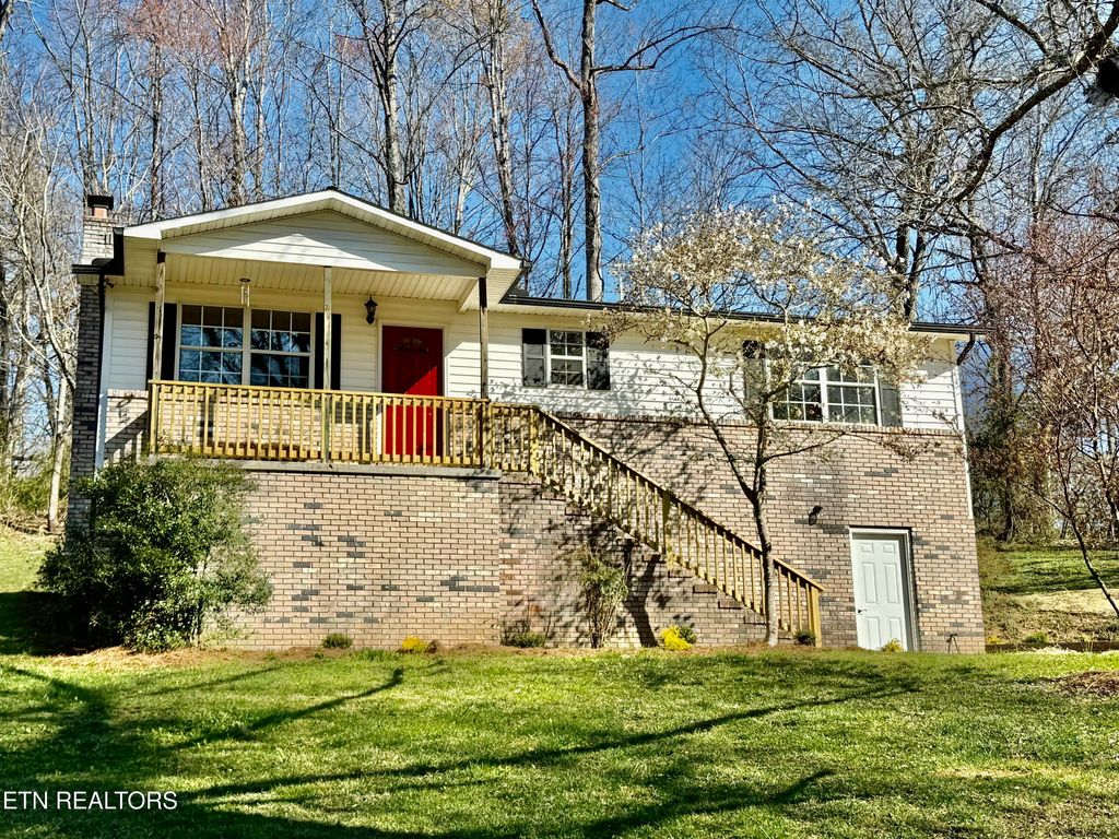 Photo of 196 POPLAR Drive, New Tazewell, TN 37825 (MLS # 1294725)