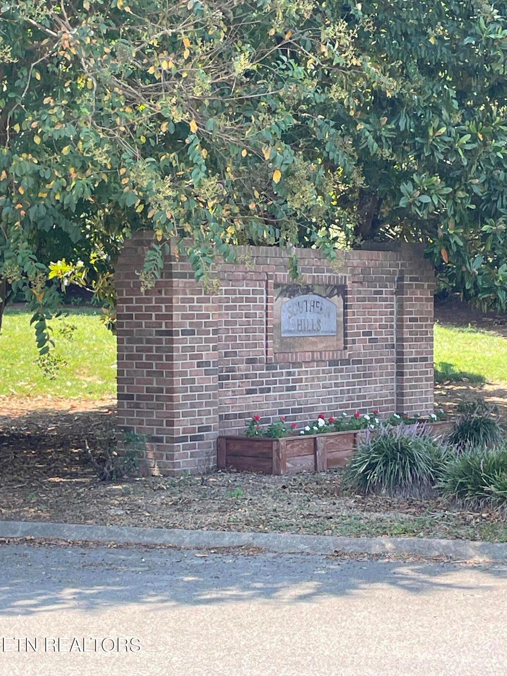 Photo of 130 Old Hickory Circle, Madisonville, TN 37354 (MLS # 1274465)