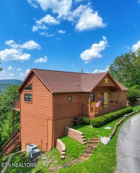 Photo of 4109 Ole Smoky Way, Sevierville, TN 37862 (MLS # 1341777)