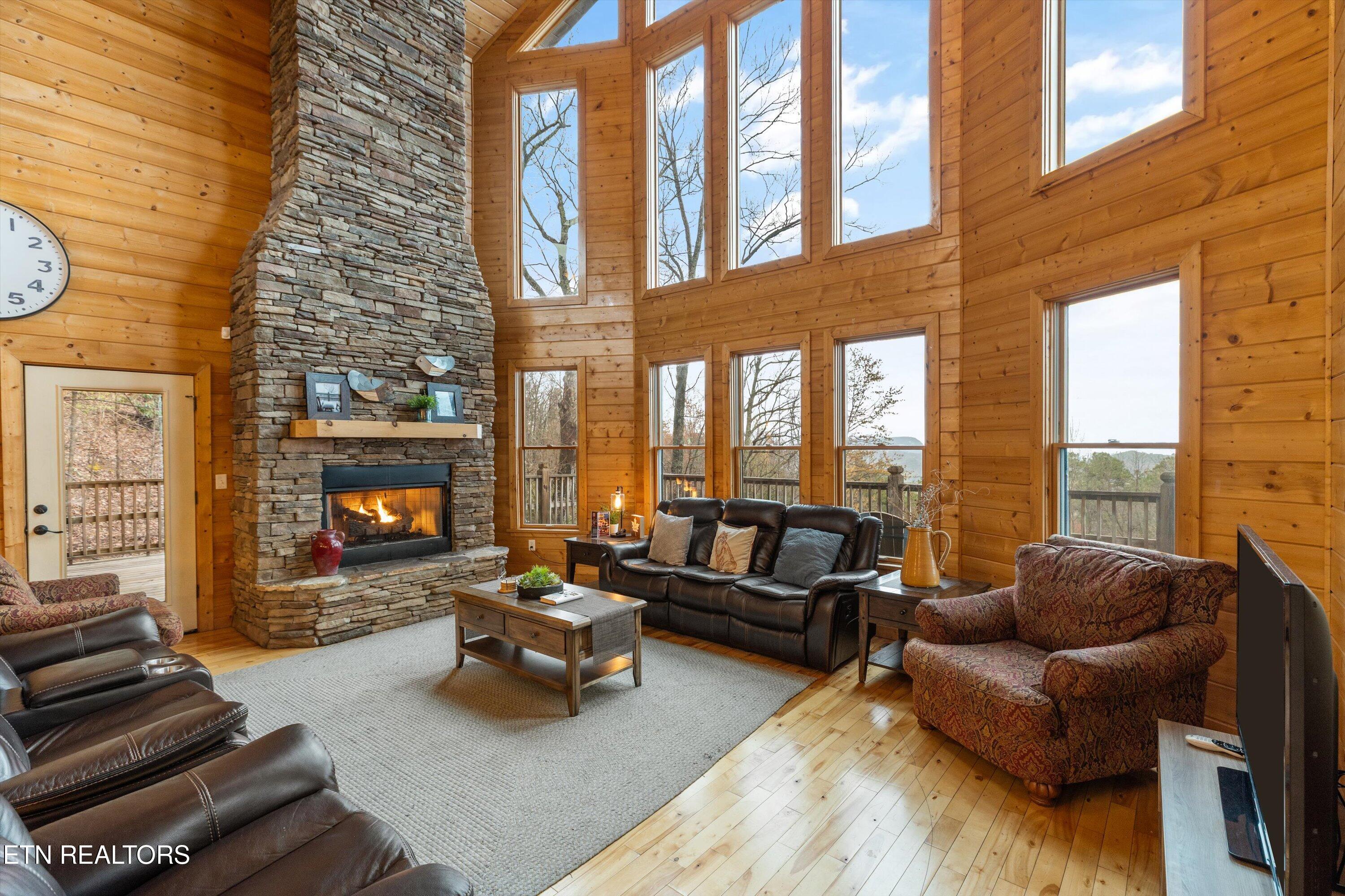 3512 Katie Way