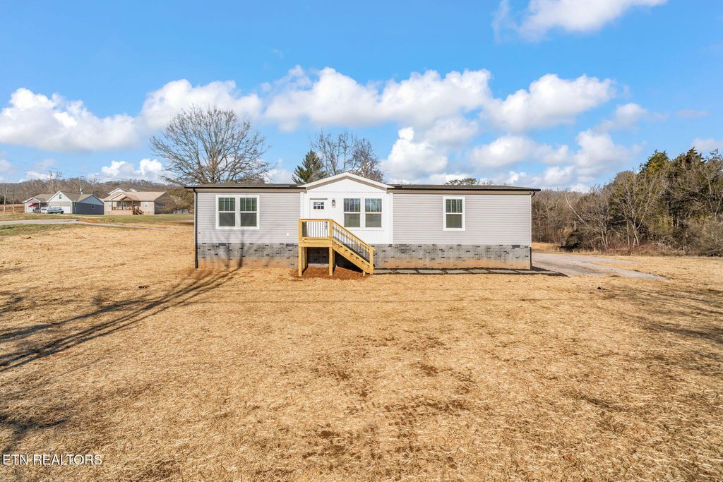 Photo of 132 Cedarock Lane, Rutledge, TN 37861 (MLS # 1322171)