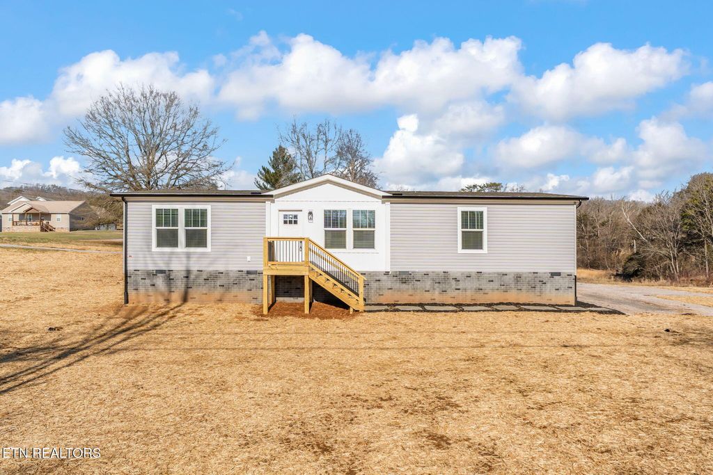 Photo of 132 Cedarock Lane, Rutledge, TN 37861 (MLS # 1322171)