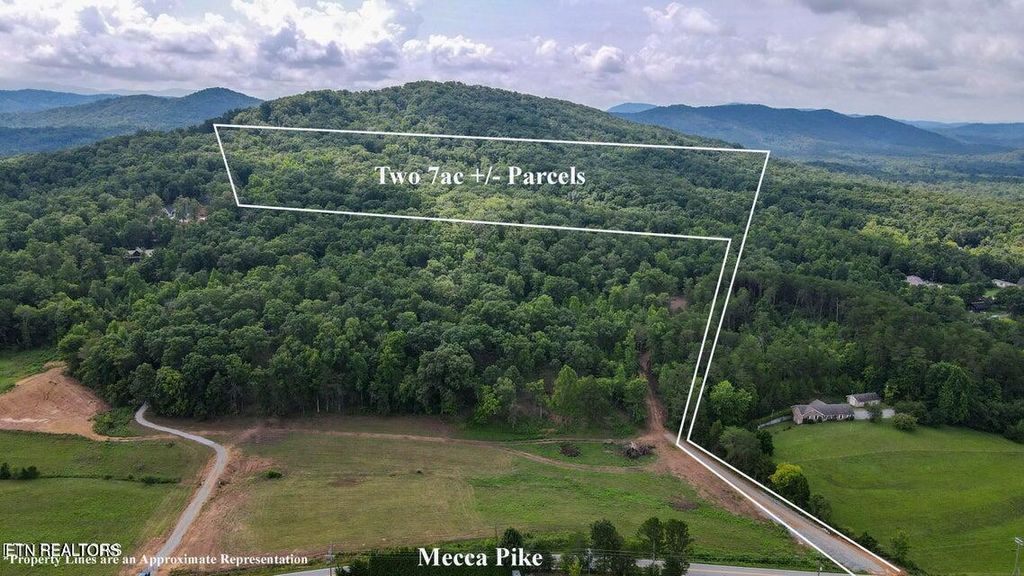 Photo of 2 Mecca Pike, Tellico Plains, TN 37385 (MLS # 1318617)