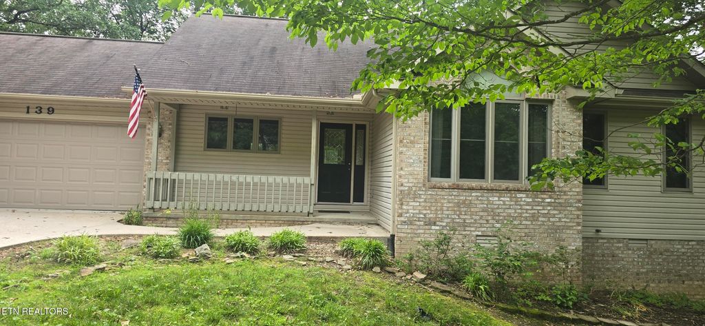Photo of 139 Fairhaven Drive, Crossville, TN 38558 (MLS # 1295867)