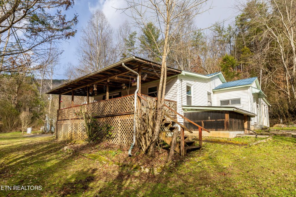 Photo of 134 Hatcher Creek Lane, Walland, TN 37886 (MLS # 1285953)