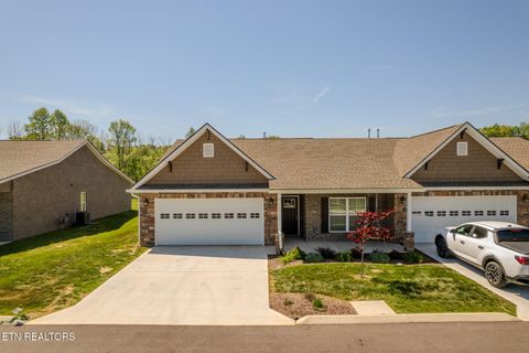 Photo of 728 Snowflower Circle, Pigeon Forge, TN 37863 (MLS # 1337610)