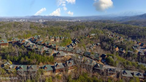 Tiny photo for 2004 Cougar Crossing Way, Sevierville, TN 37876 (MLS # 1327700)