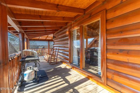 Tiny photo for 2004 Cougar Crossing Way, Sevierville, TN 37876 (MLS # 1327700)