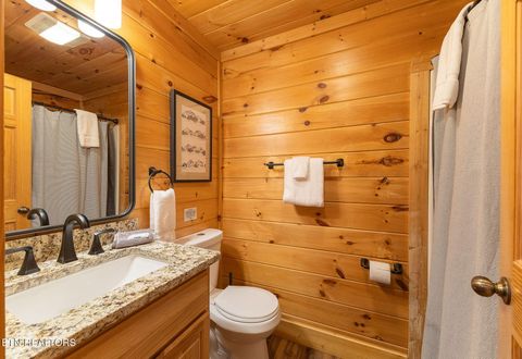 Tiny photo for 2004 Cougar Crossing Way, Sevierville, TN 37876 (MLS # 1327700)