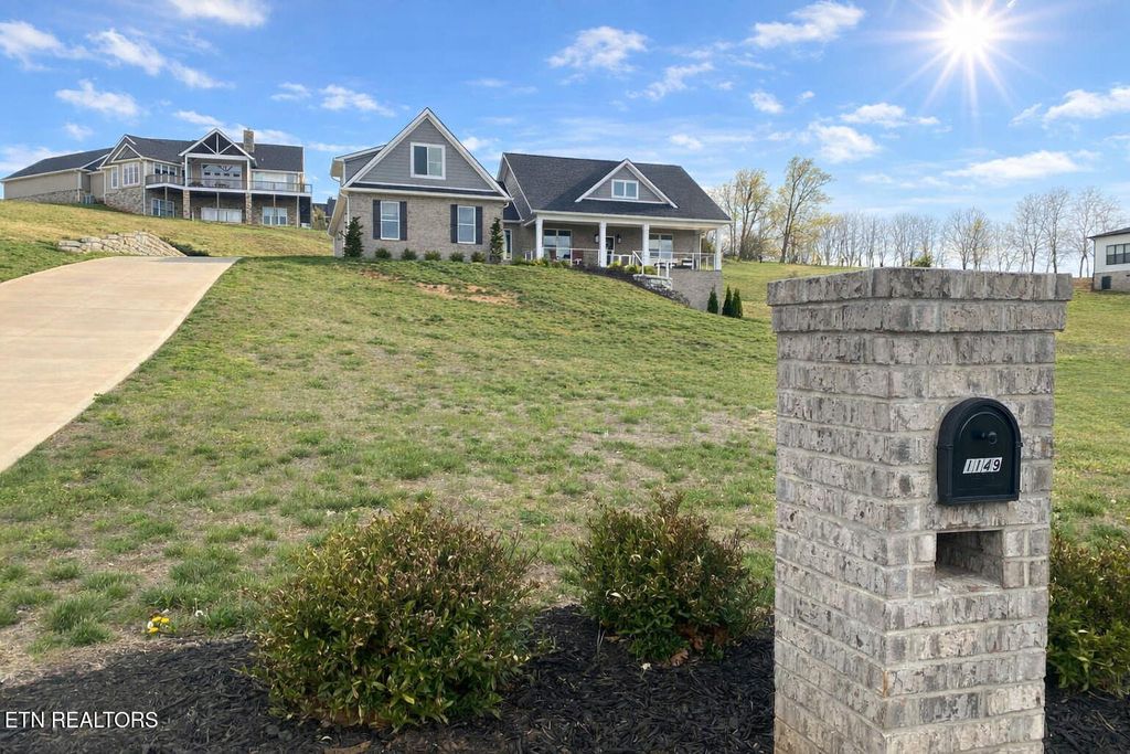 Photo of 1149 Summerfield Drive, Maryville, TN 37801 (MLS # 1334513)