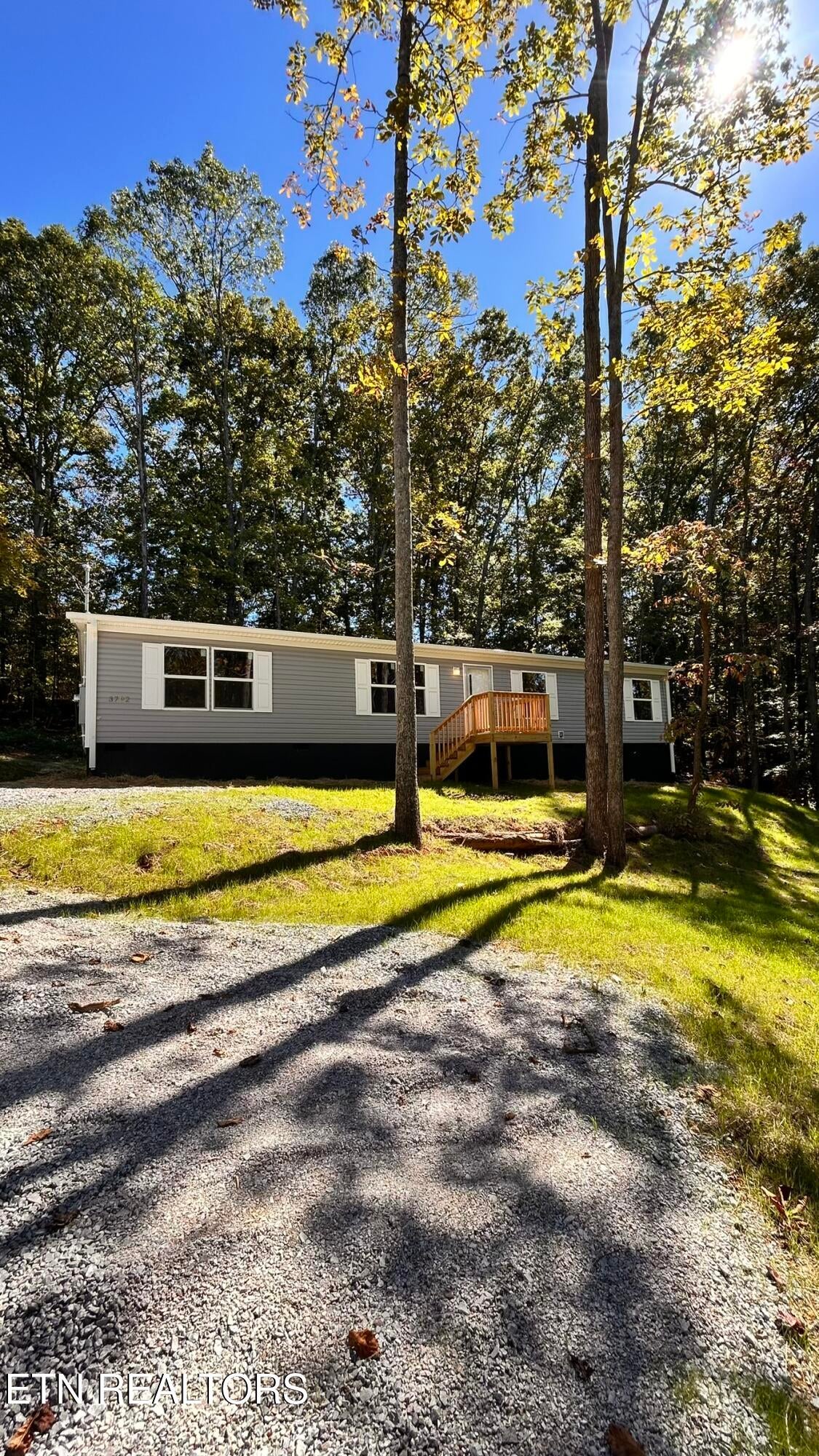 3792 Strong Rd