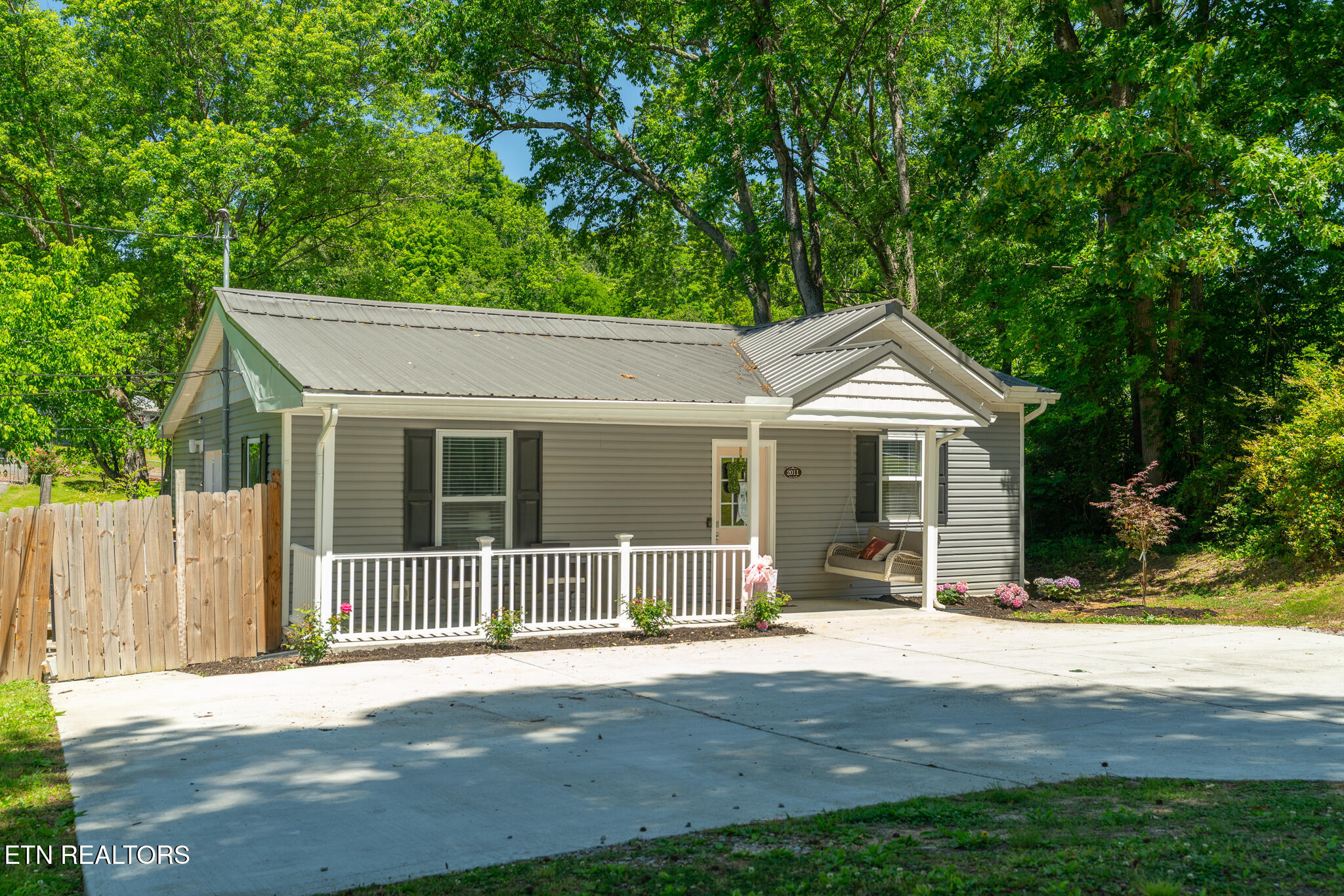 2011 Aster Rd