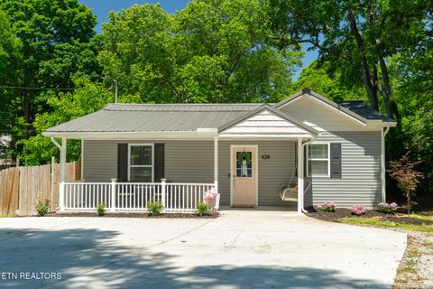 Photo of 2011 Aster Rd, Knoxville, TN 37918 (MLS # 1340663)