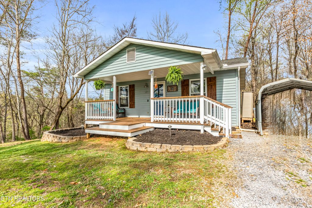Photo of 212 High Ave, Strawberry Plains, TN 37871 (MLS # 1296069)