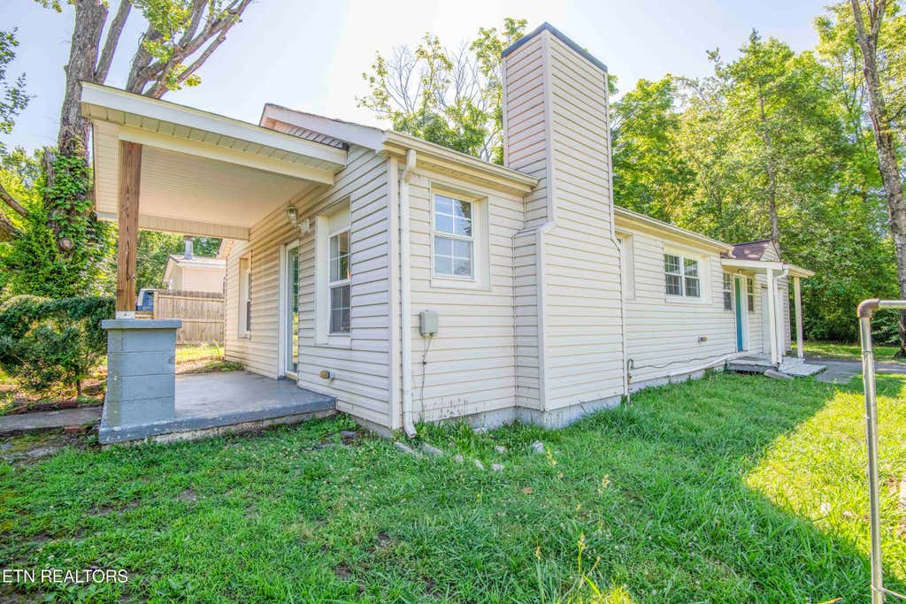 Photo of 2100 NE Dodson Ave, Knoxville, TN 37917 (MLS # 1344021)