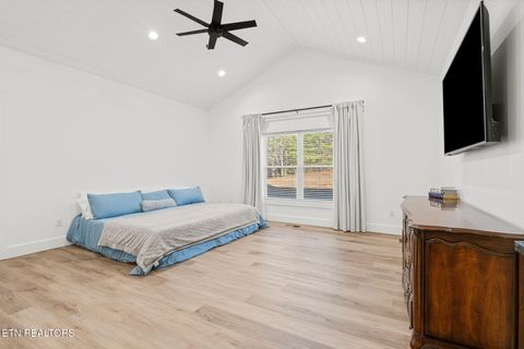 Tiny photo for 916 Zirkle Rd, Dandridge, TN 37725 (MLS # 1329369)