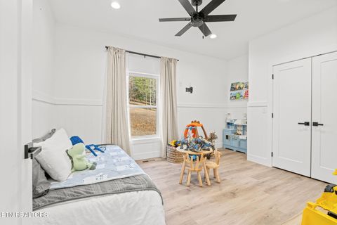 Tiny photo for 916 Zirkle Rd, Dandridge, TN 37725 (MLS # 1329369)