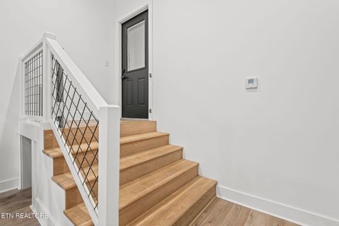 Tiny photo for 916 Zirkle Rd, Dandridge, TN 37725 (MLS # 1329369)