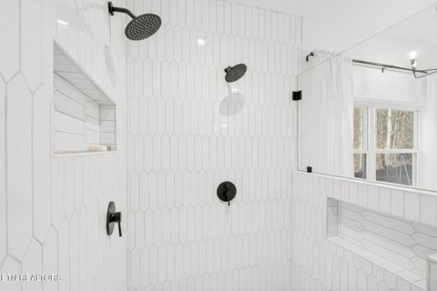 Tiny photo for 916 Zirkle Rd, Dandridge, TN 37725 (MLS # 1329369)