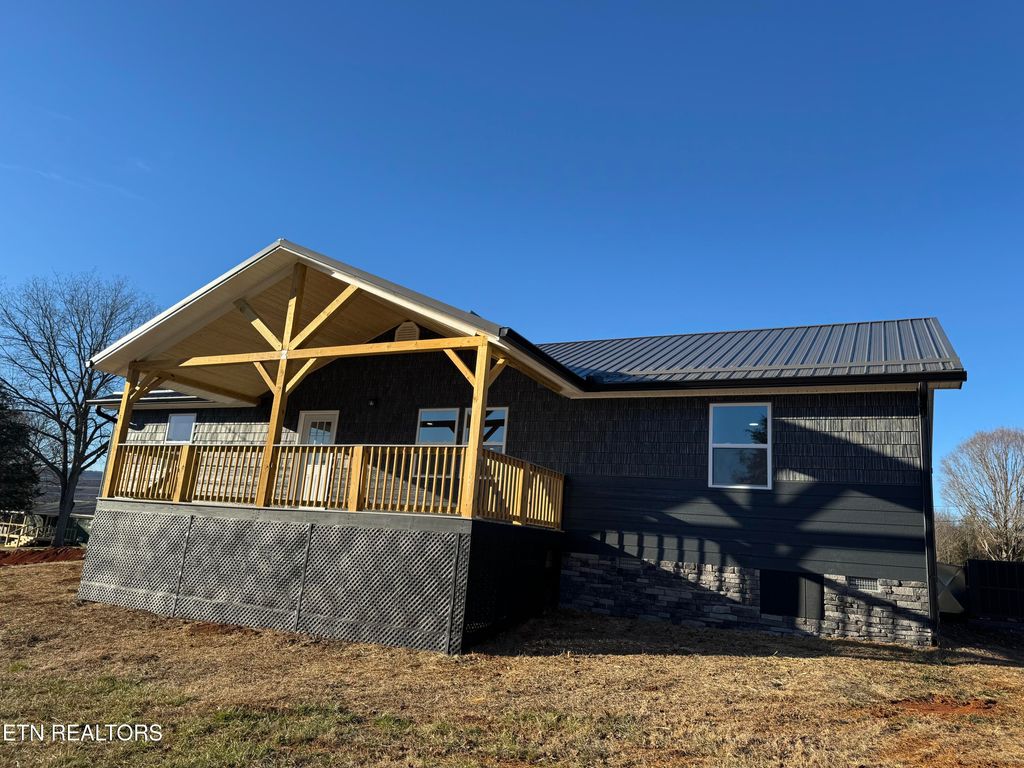 Photo of 280 Hickory St, Bean Station, TN 37708 (MLS # 1328223)