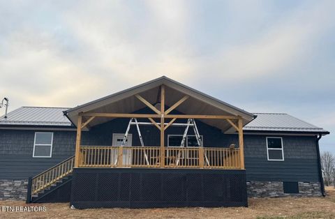 Photo of 280 Hickory St, Bean Station, TN 37708 (MLS # 1328223)