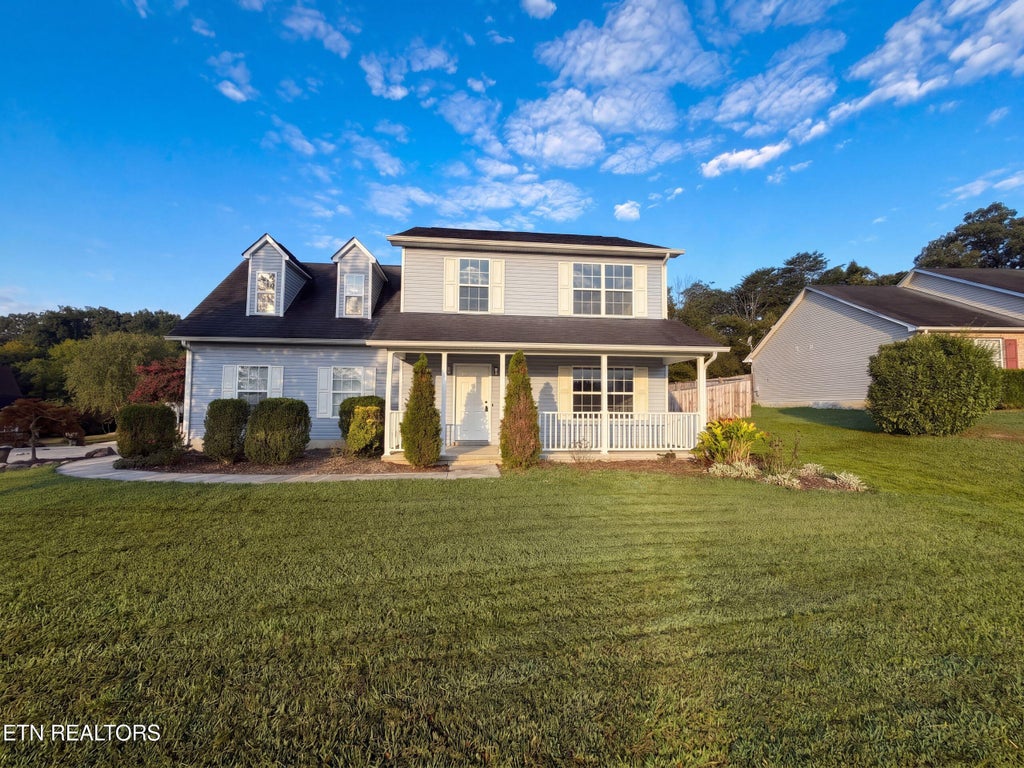 Photo of 7111 Pinecroft Lane, Knoxville, TN 37914 (MLS # 1356301)