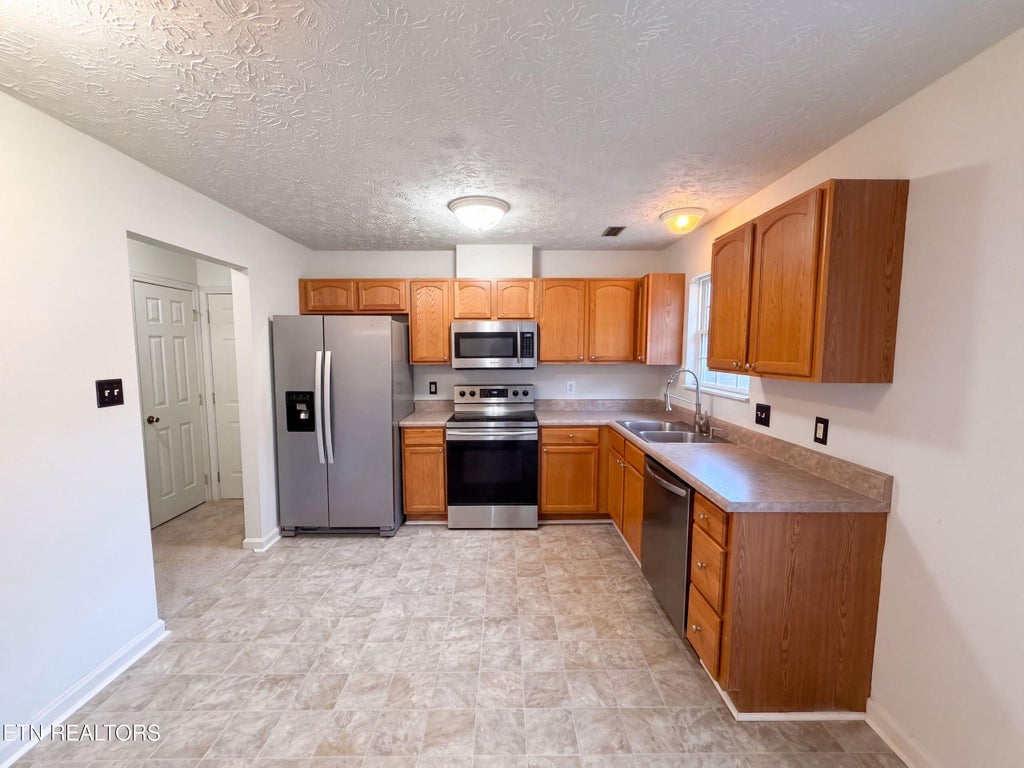 Photo of 7111 Pinecroft Lane, Knoxville, TN 37914 (MLS # 1356301)