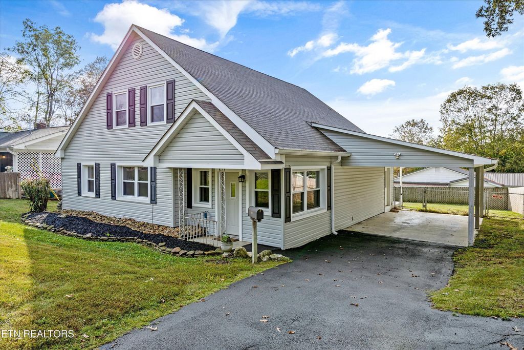 Photo of 112 Nasson Lane, Oak Ridge, TN 37830 (MLS # 1318266)