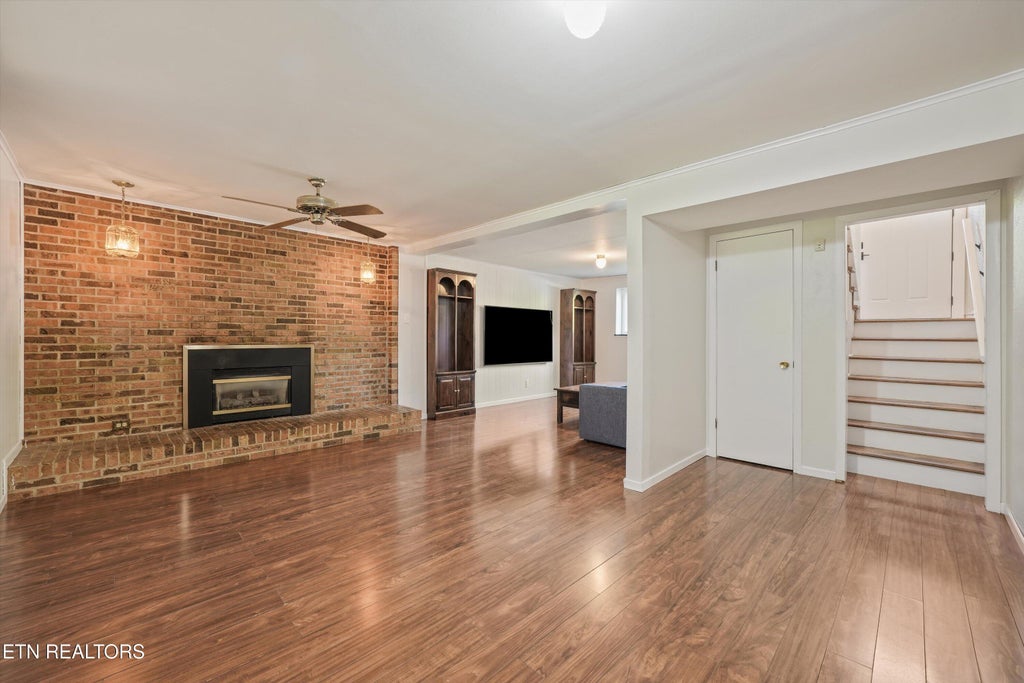 Photo of 712 Owl Hollow Rd, Knoxville, TN 37923 (MLS # 1358140)