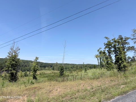 Tiny photo for 140 County Road 190, Decatur, TN 37322 (MLS # 1355039)