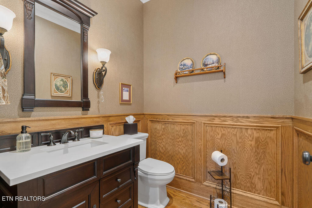 Lenoir City, Tennessee, 37772, United States, 4 Bedrooms Bedrooms, ,6 BathroomsBathrooms,Residential,Active,2031006