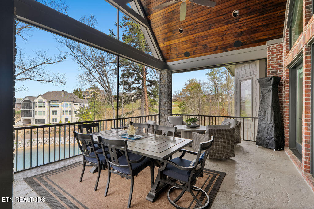 Lenoir City, Tennessee, 37772, United States, 4 Bedrooms Bedrooms, ,6 BathroomsBathrooms,Residential,Active,2031006