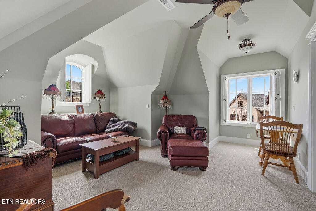 Lenoir City, Tennessee, 37772, United States, 4 Bedrooms Bedrooms, ,6 BathroomsBathrooms,Residential,Active,2031006