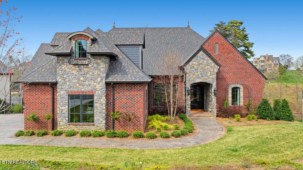 Photo of 2420 Marina Way, Lenoir City, TN 37772 (MLS # 1334042)