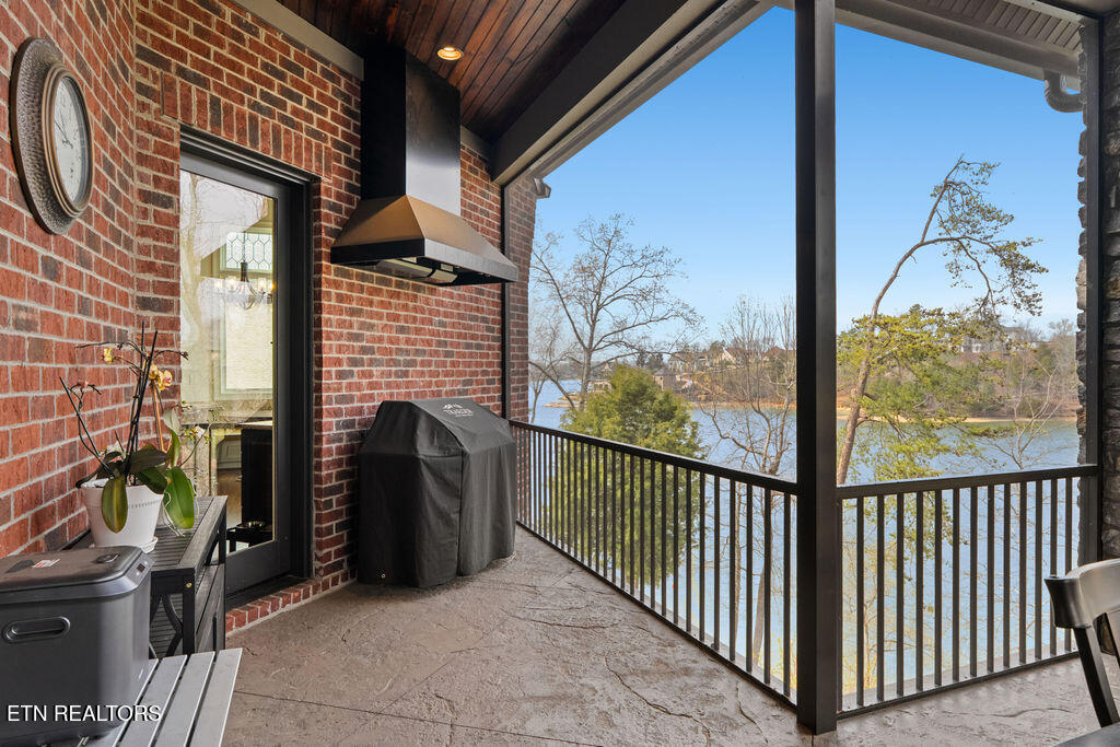 Lenoir City, Tennessee, 37772, United States, 4 Bedrooms Bedrooms, ,6 BathroomsBathrooms,Residential,Active,2031006