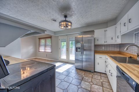 Tiny photo for 916 Mallory Rd, Knoxville, TN 37919 (MLS # 1345723)