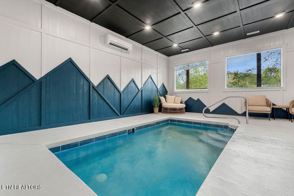 Photo of 1611 White Halo Court, Sevierville, TN 37876 (MLS # 1335660)