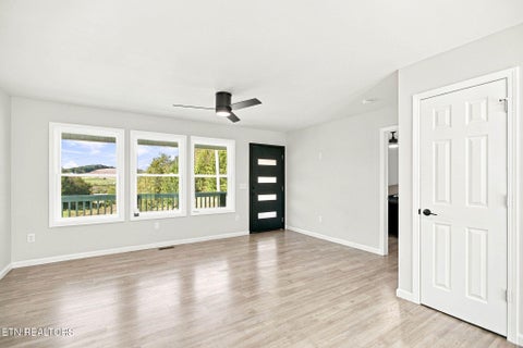 Tiny photo for 24332361 Tennessee 131 Hwy, Thorn Hill, TN 37881 (MLS # 1360233)