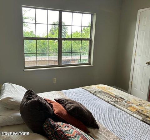 Tiny photo for 261 Bradford Drive, Morristown, TN 37814 (MLS # 1324854)