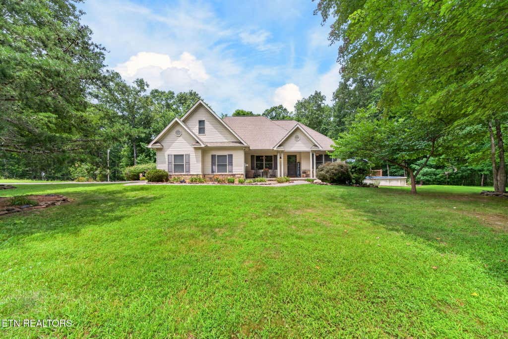 Photo of 317 Georgee Rd, Jamestown, TN 38556 (MLS # 1349917)