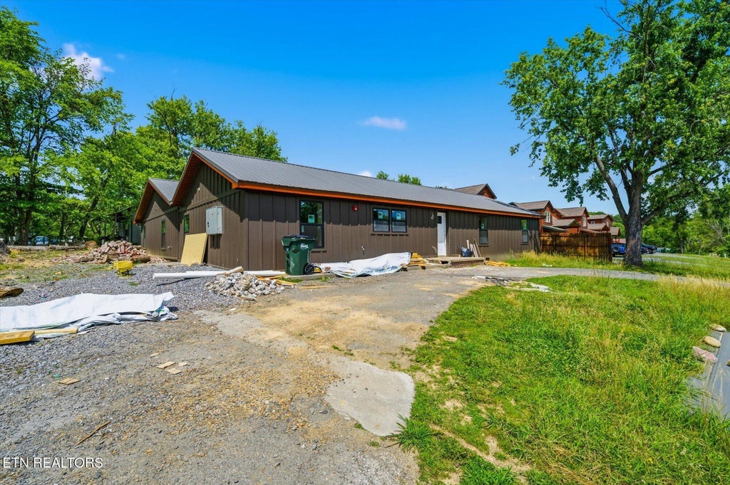 Photo of 212 Caton Rd, Sevierville, TN 37862 (MLS # 1353919)