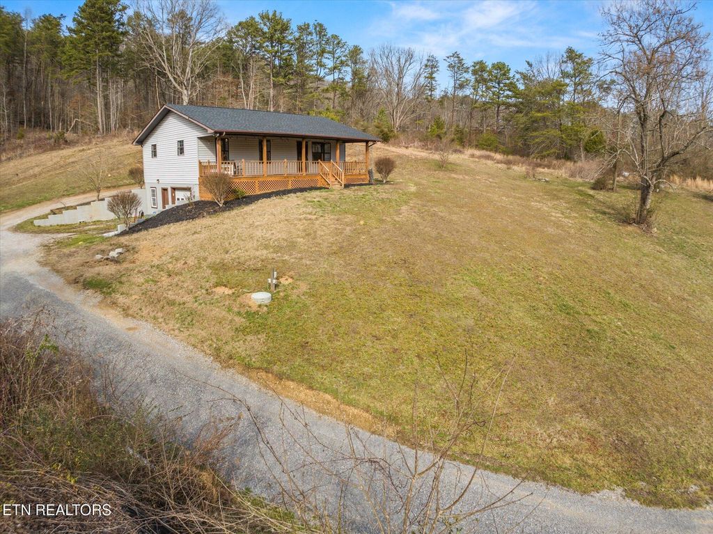 Photo of 174 Fall Creek Rd, Maynardville, TN 37807 (MLS # 1289563)