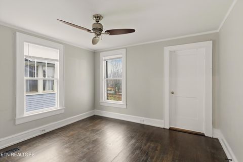 Tiny photo for 727 E Scott Ave, Knoxville, TN 37917 (MLS # 1323803)