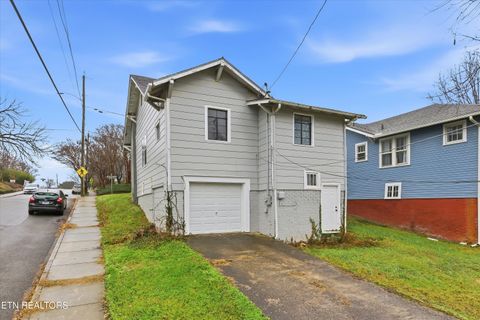 Tiny photo for 727 E Scott Ave, Knoxville, TN 37917 (MLS # 1323803)
