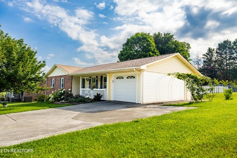 Photo of 548 Hiwassee Rd, Madisonville, TN 37354 (MLS # 1344605)