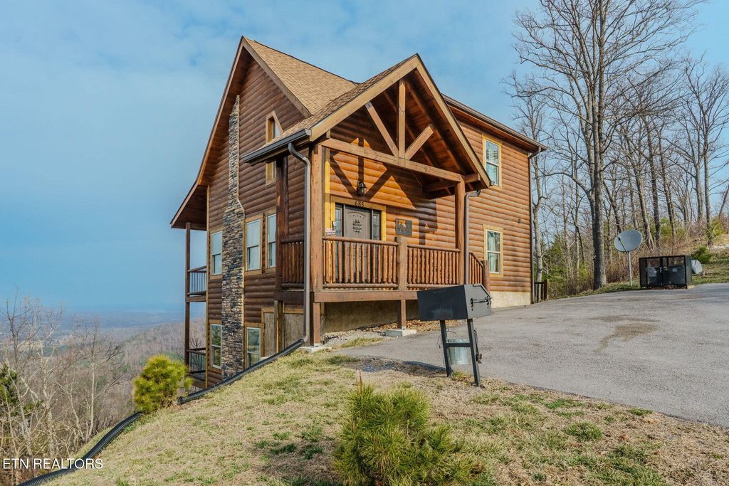 Photo of 685 Shell Mountain Rd, Sevierville, TN 37876 (MLS # 1330737)