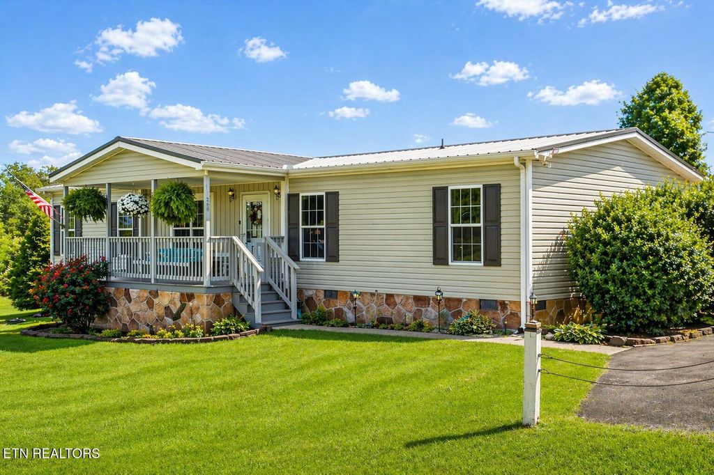 Photo of 268 Mountain Meadows Drive, New Market, TN 37820 (MLS # 1338156)